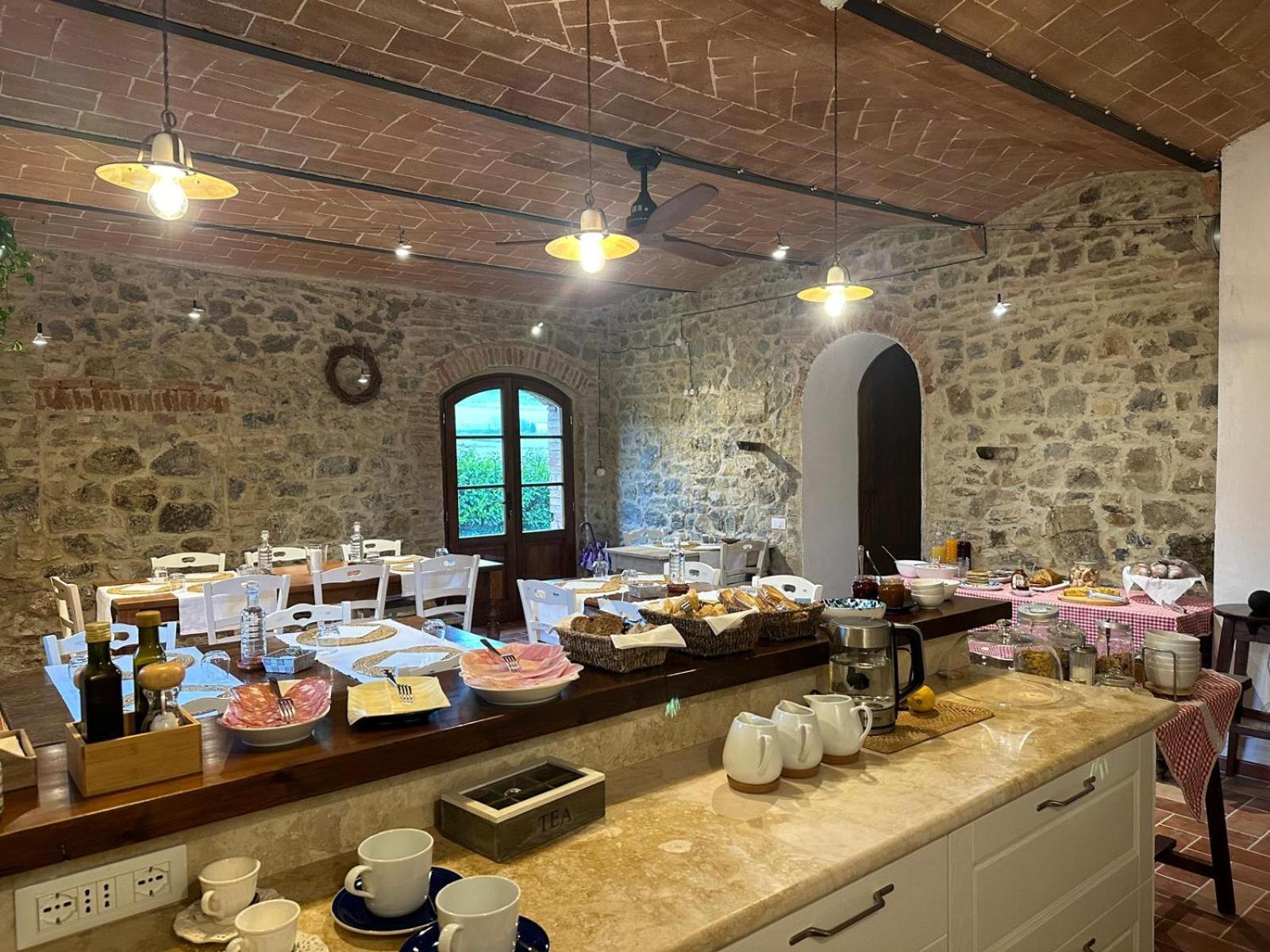 Agriturismo La Peschiera Казоле-д'Ельса Екстер'єр фото